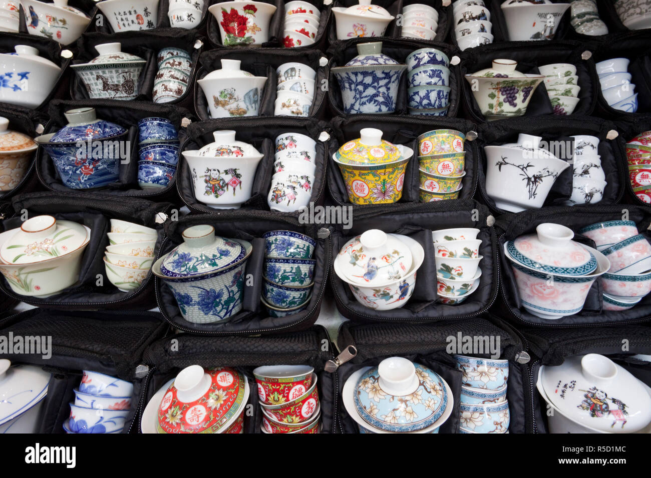 China, Hong Kong, Stanley Market, Chinese Teacup Display Stock Photo
