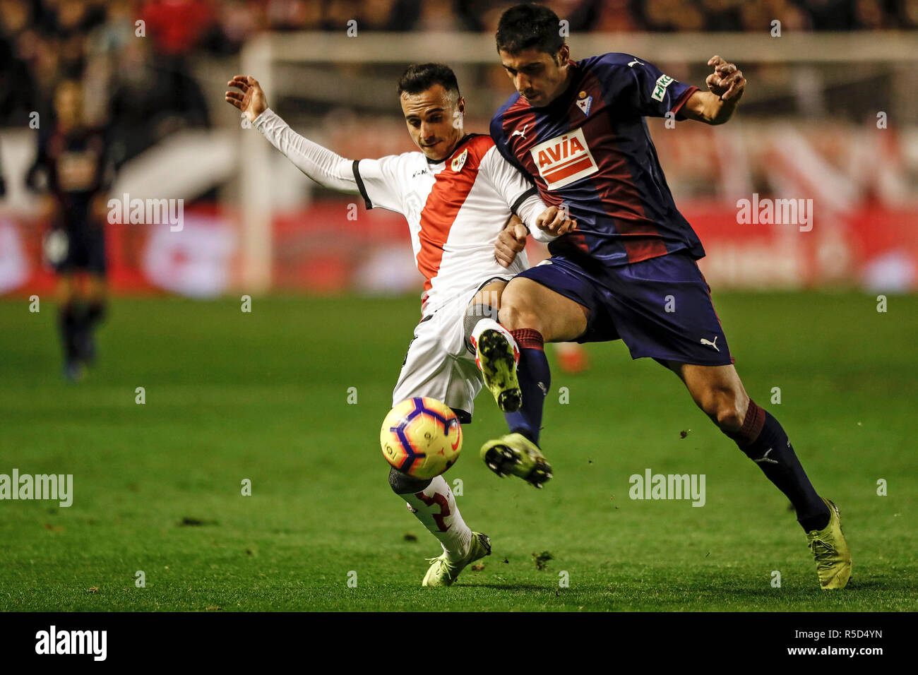 Campo De Futbol De Vallecas Madrid Spain 30th Nov 2018 La Liga Football Rayo Vallecano Versus Eibar Alvaro Garcia Rayo Vallecano Challenges For Control Of The Ball With Cote Sd Eibar Credit
