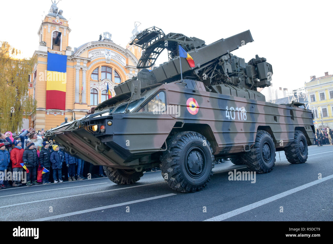 Cluj-Napoca, Romania, 01 December 2018.  Romania celebrates 100 years since the Great Unification with a military parade in Cluj-Napoca. Credit: Vadim Ungureanu / Alamy Live News Stock Photo