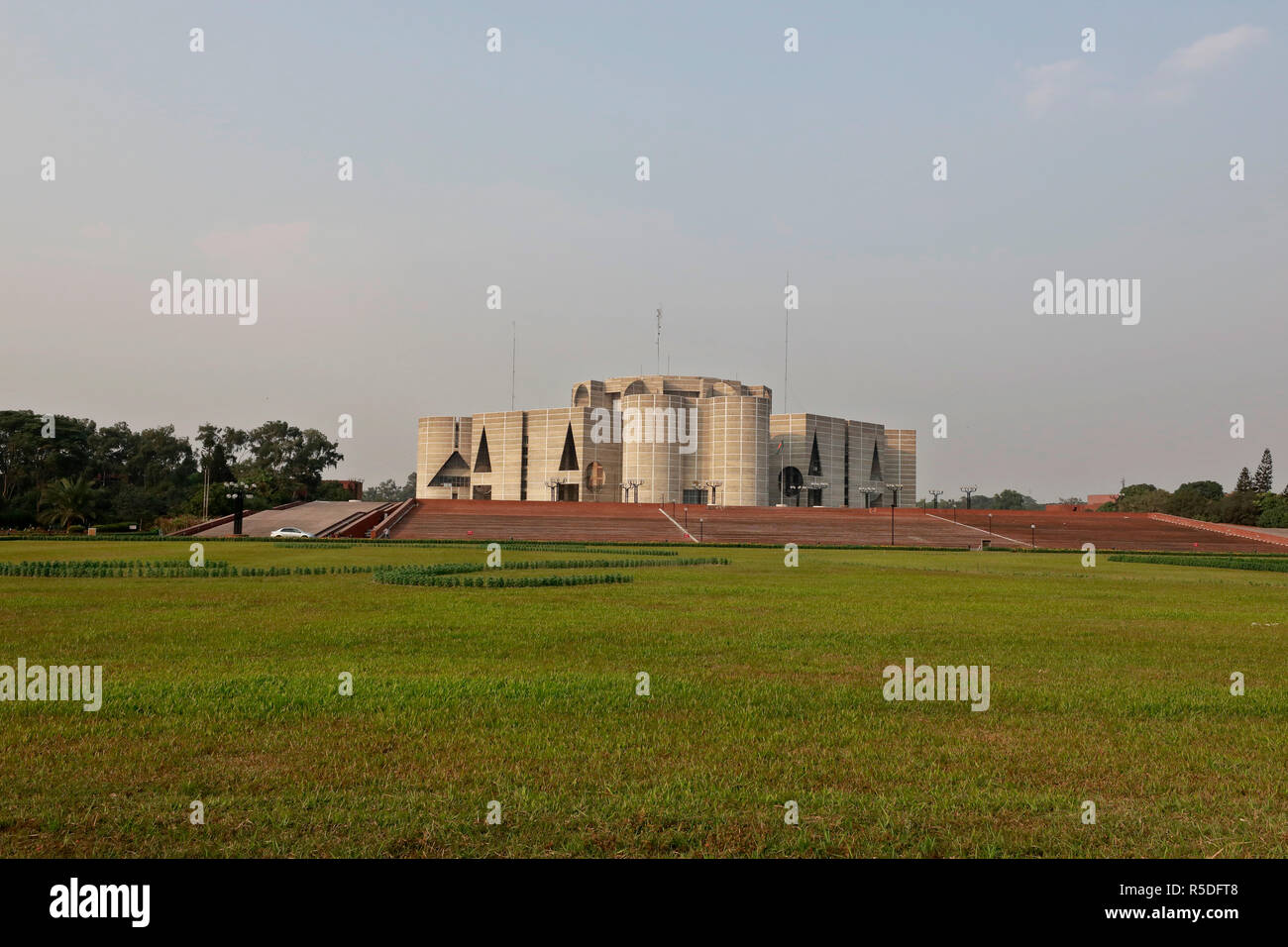 Dhaka, Bangladesh, 1st December 2018. Bangladesh National Parliament ...