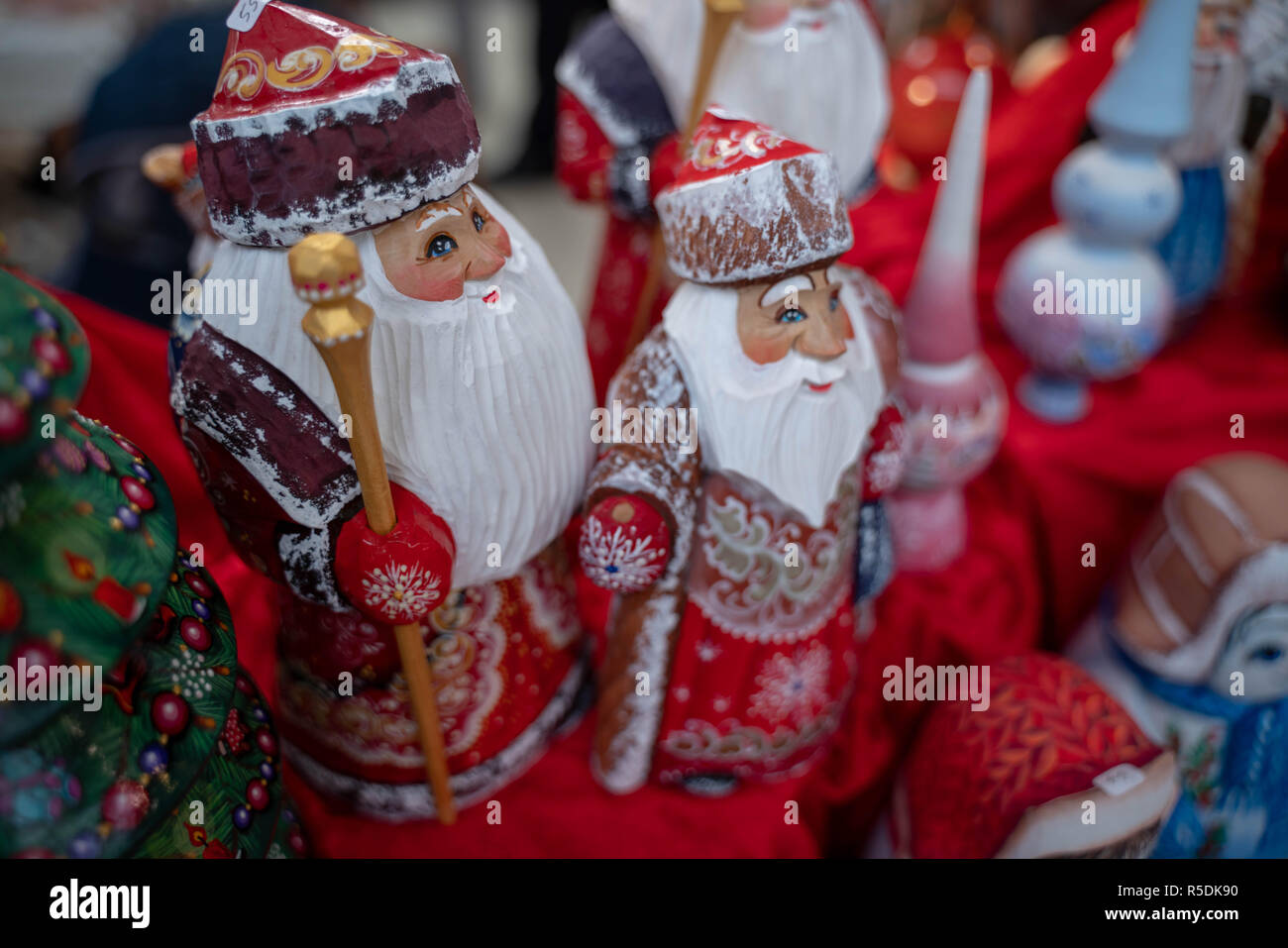 Russian folk figures as gifts for Christmas Stock Photo - Alamy