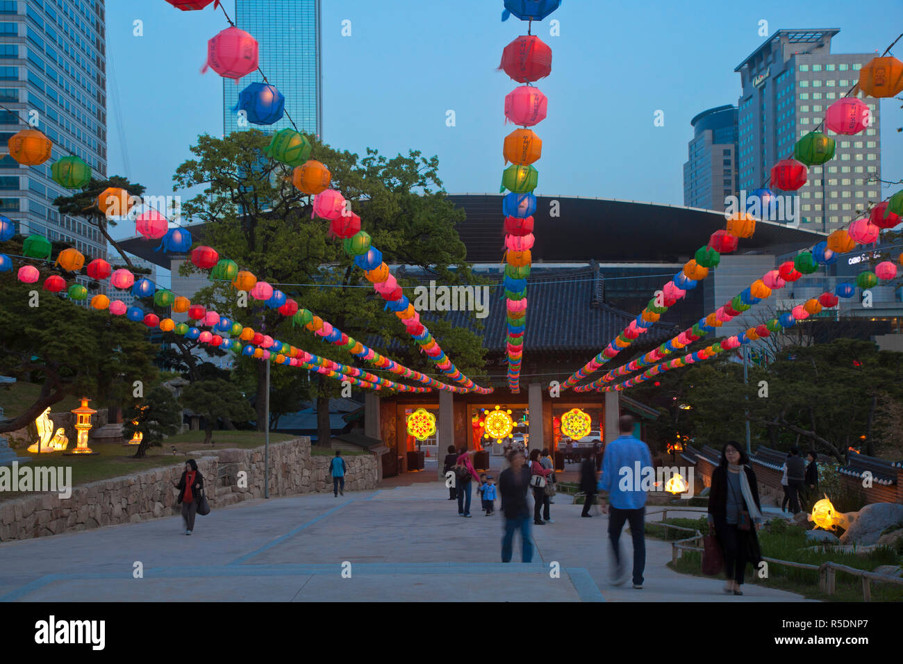 Korea, Seoul, Gangnam, Bongeunsa Temple, Lotus Lantern Festival celebrations for Bhuddda's birthday Stock Photo