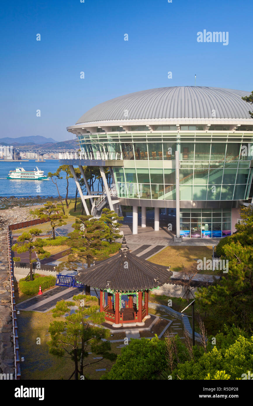 Korea, Gyeongsangnam-do, Busan, Haeundae,  Dongbaek Park, Nurimaru Apec House, which served as a conference center for the Apec meeting in 2005 Stock Photo