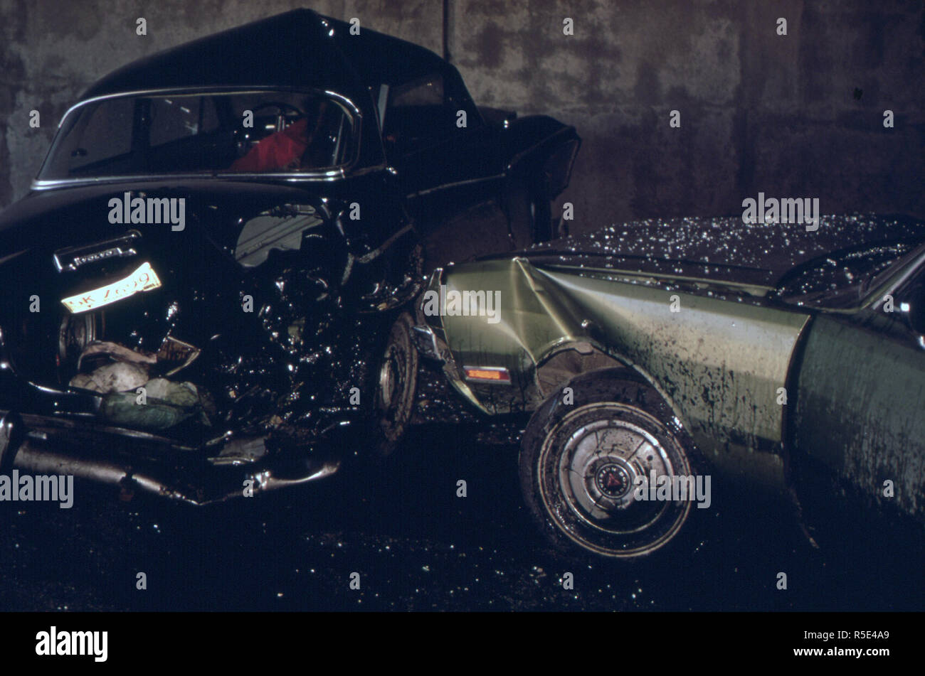 Car carsh 1970s hi-res stock photography and images - Alamy