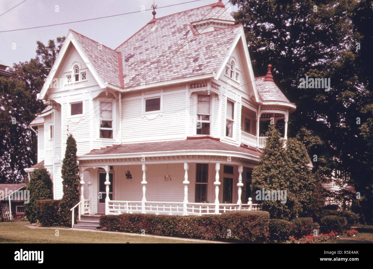 One of the Many Beautifully Maintained Homes Built in the Earlier 1900's. 07/1974 - Barnesville, Belmont County, Ohio Stock Photo