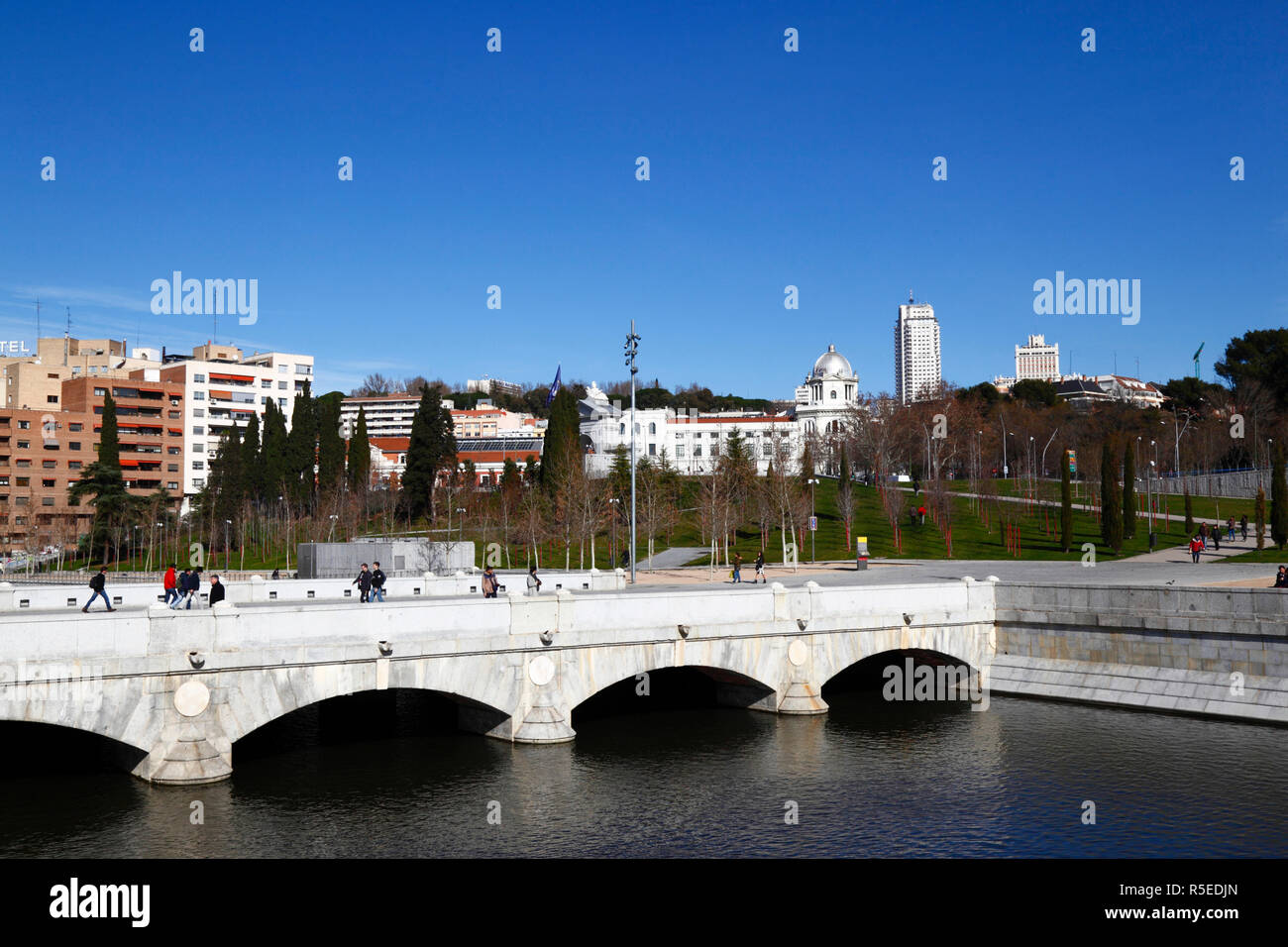 Puente del Rey bridge over Manzanares River, Jardines del Virgen del
