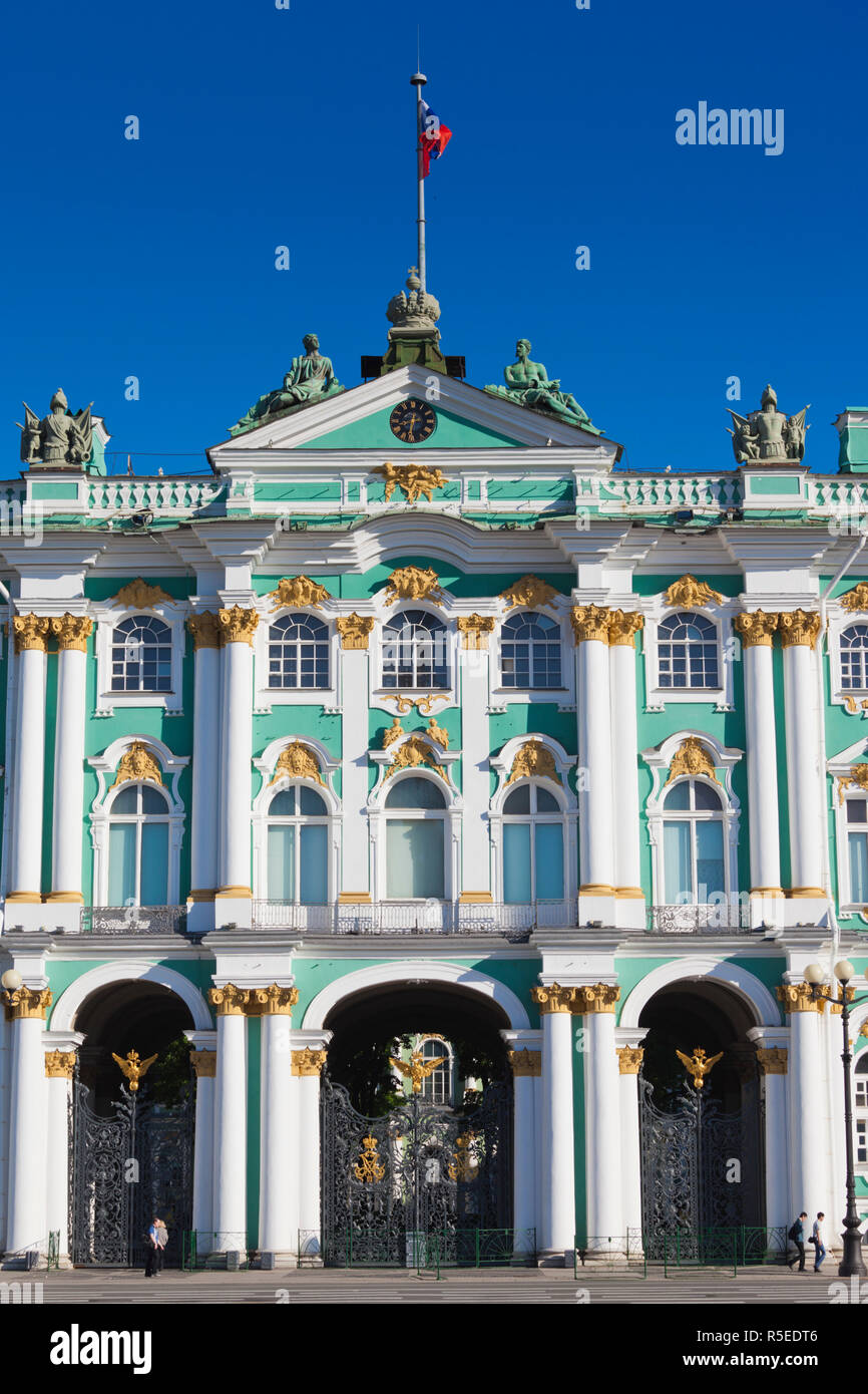 Russia, St. Petersburg, Center, Dvotsovaya Square, Winter Palace and Hermitage Museum Stock Photo