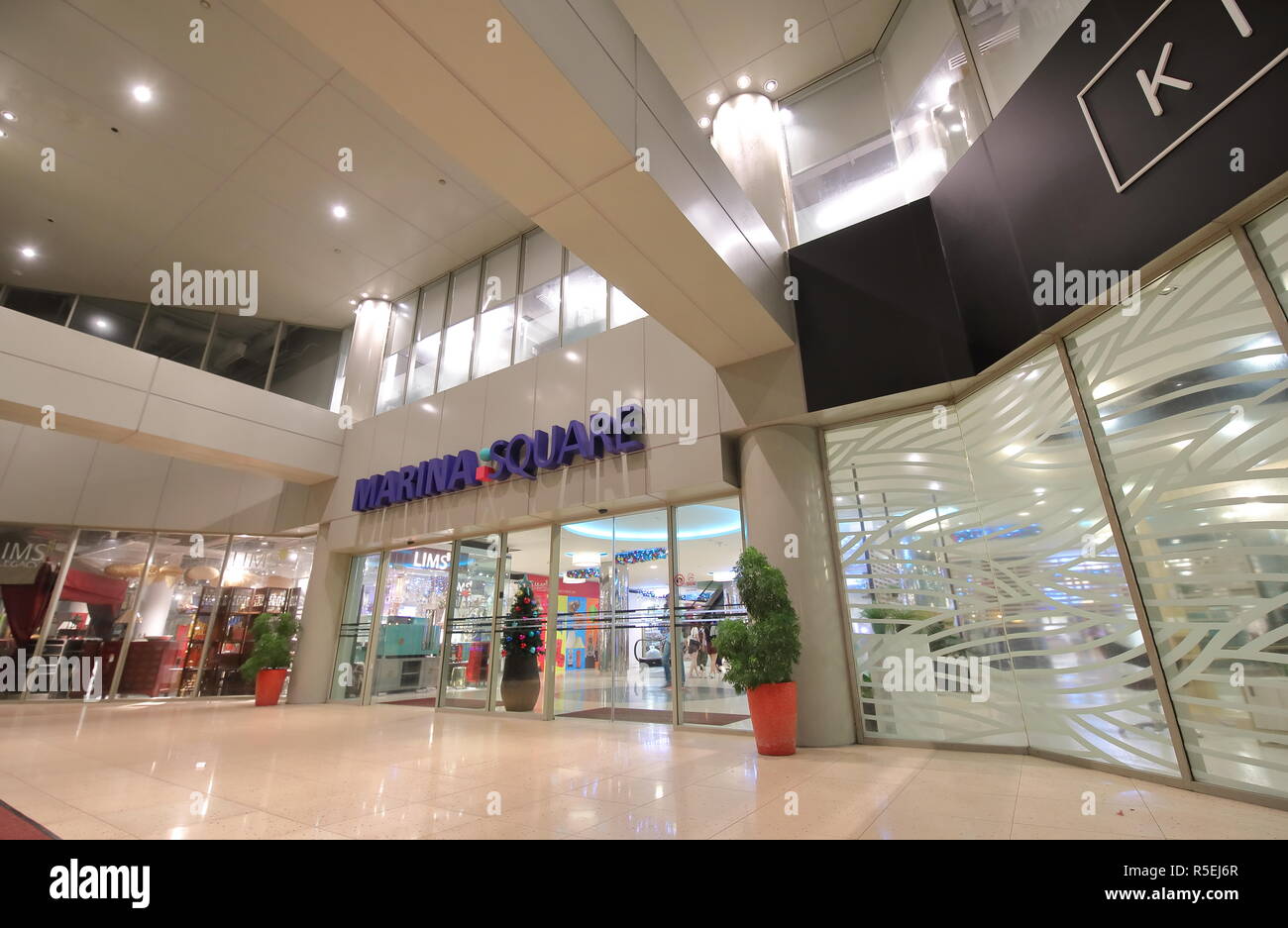 People visit Marina Square shopping mall in Singapore Stock Photo Alamy