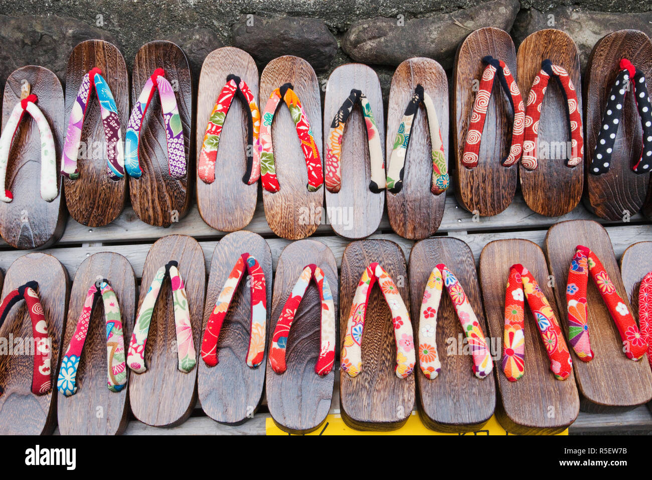 Japan, Kyoto, Higashiyama, Shop display of Traditional Japanese Sandals or Geta Stock Photo Alamy
