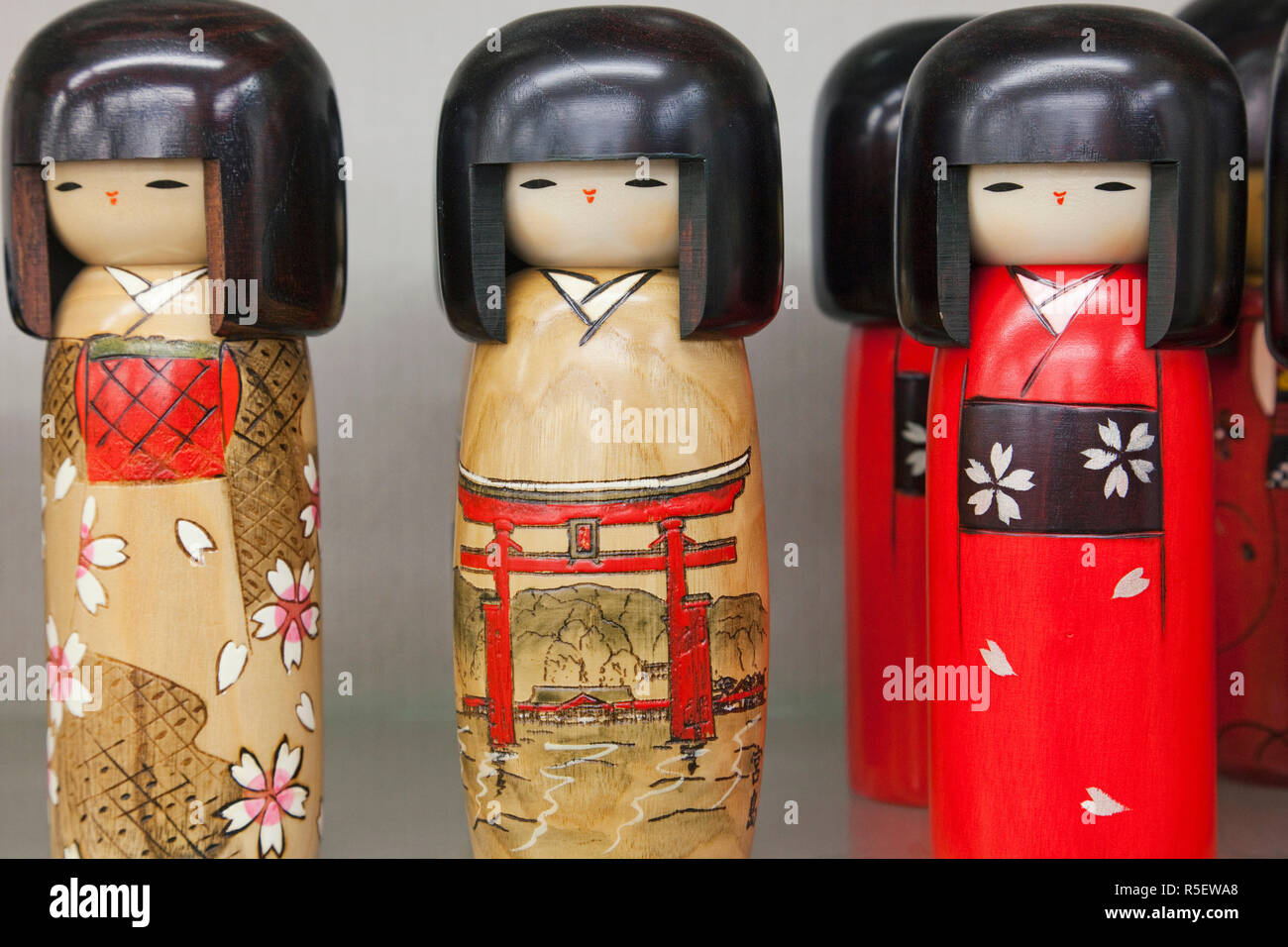 korean kokeshi dolls