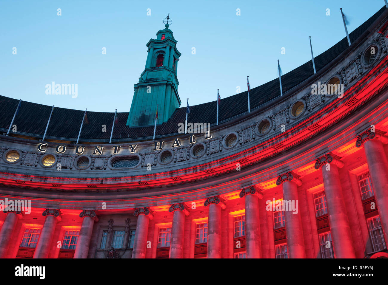 London county hall hi-res stock photography and images - Alamy
