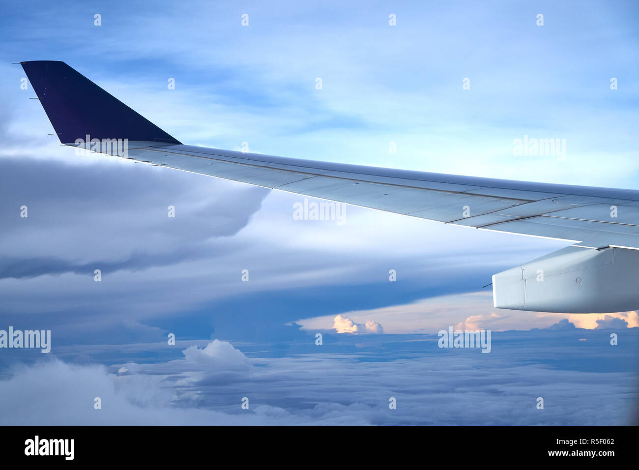 Airplane climbing frame hi-res stock photography and images - Alamy