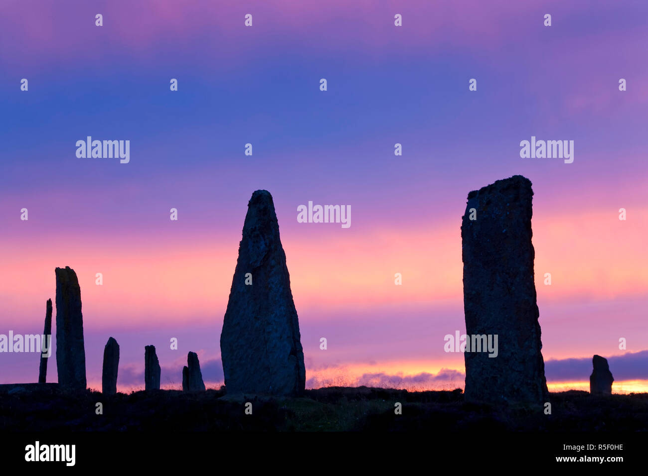 ring-of-brodgar-sunset-hi-res-stock-photography-and-images-alamy