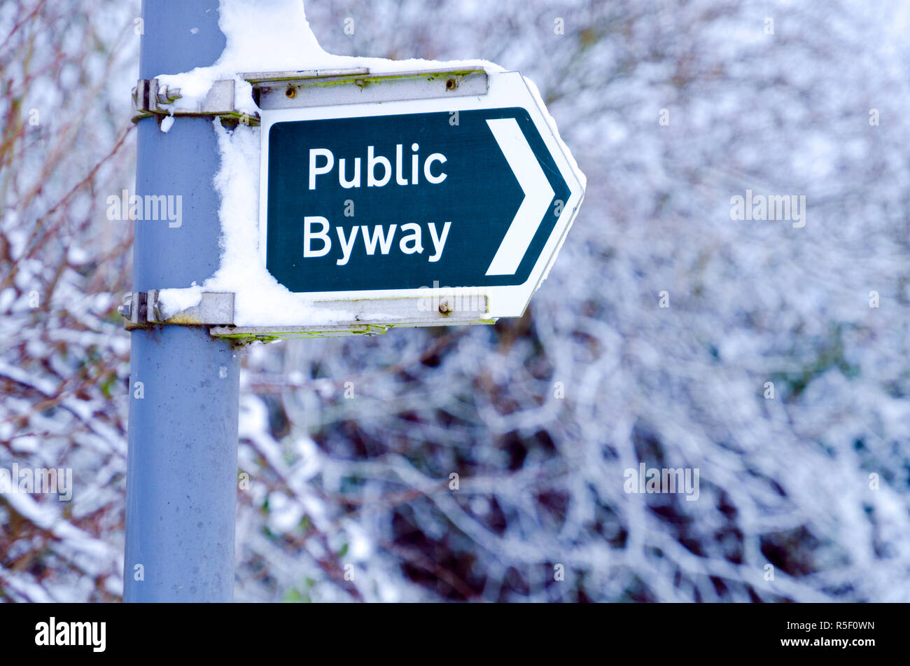 UK, England, Cambridgeshire, Comberton, Public footpath sign Stock Photo
