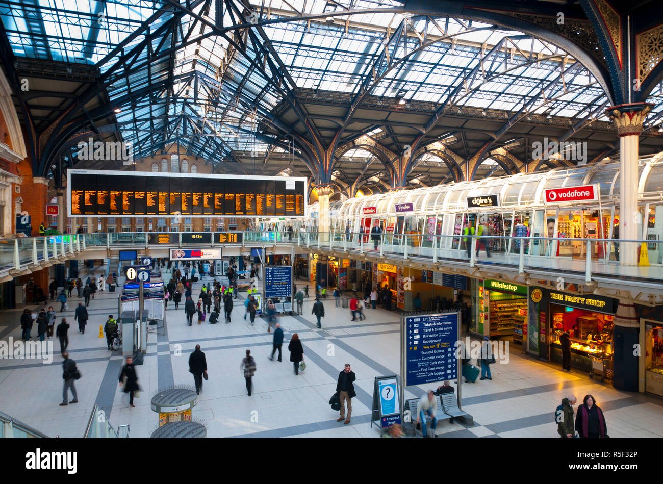 UK, England, London, Liverpool Street Station Stock Photo - Alamy