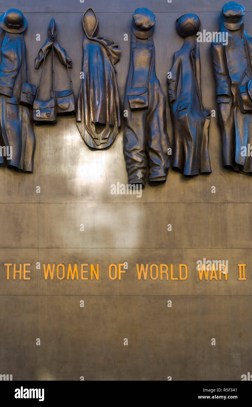 UK, London, Whitehall, Monument to The Women of World War II Stock Photo