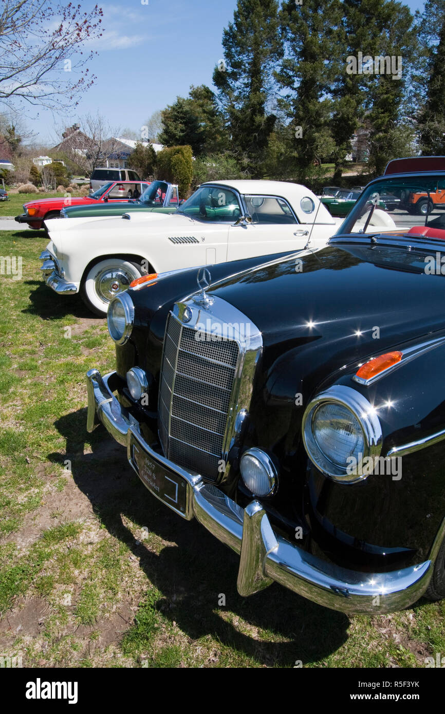 USA, New York, Long Island, The Hamptons, Southampton, vintage sports cars for sale Stock Photo