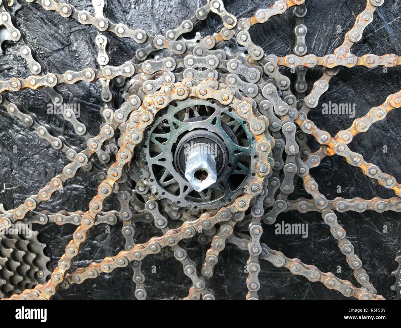Bike Chain Example Bicycle chains forming an interesting pattern Stock Photo - Alamy