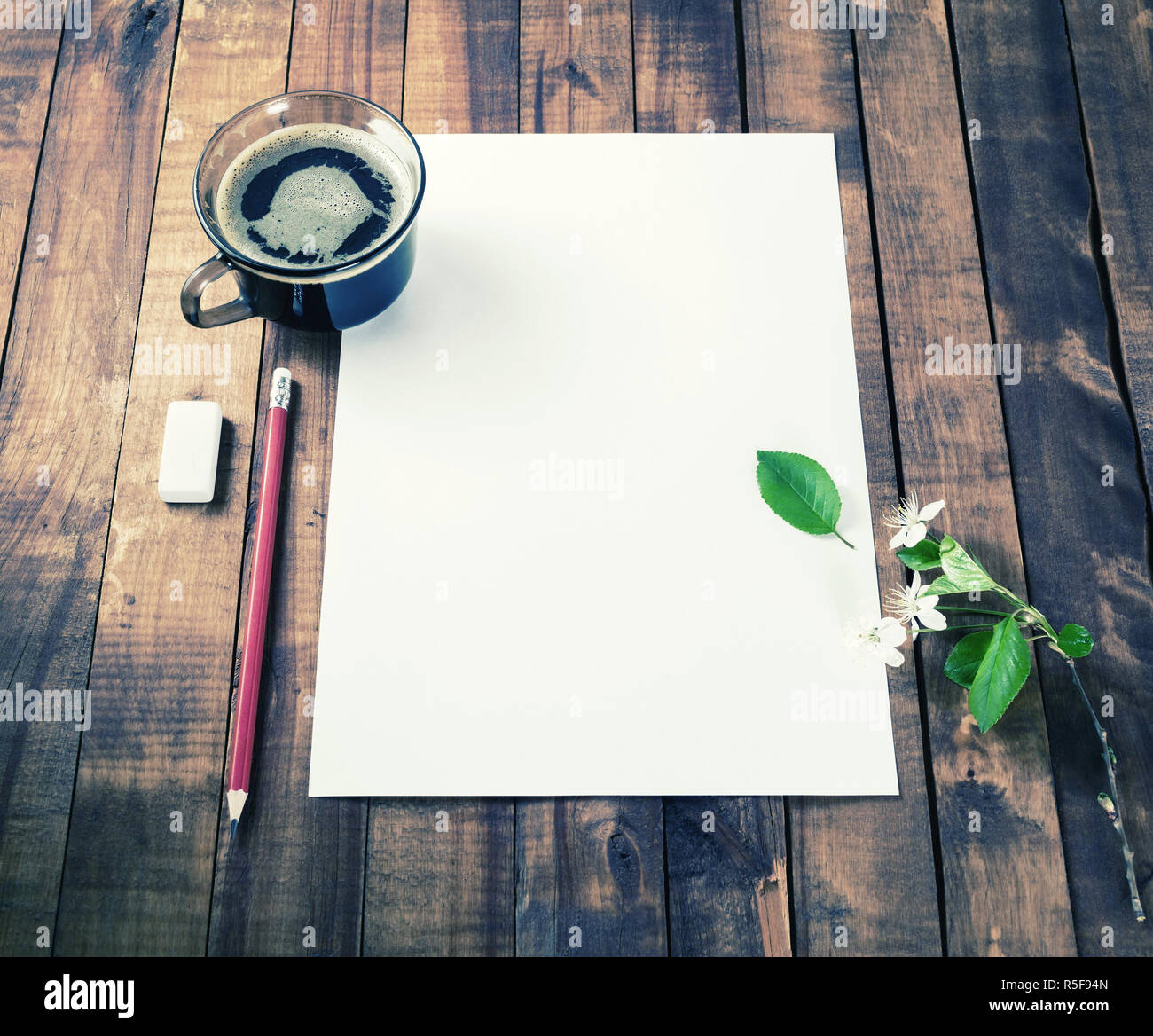 Blank stationery template Stock Photo - Alamy