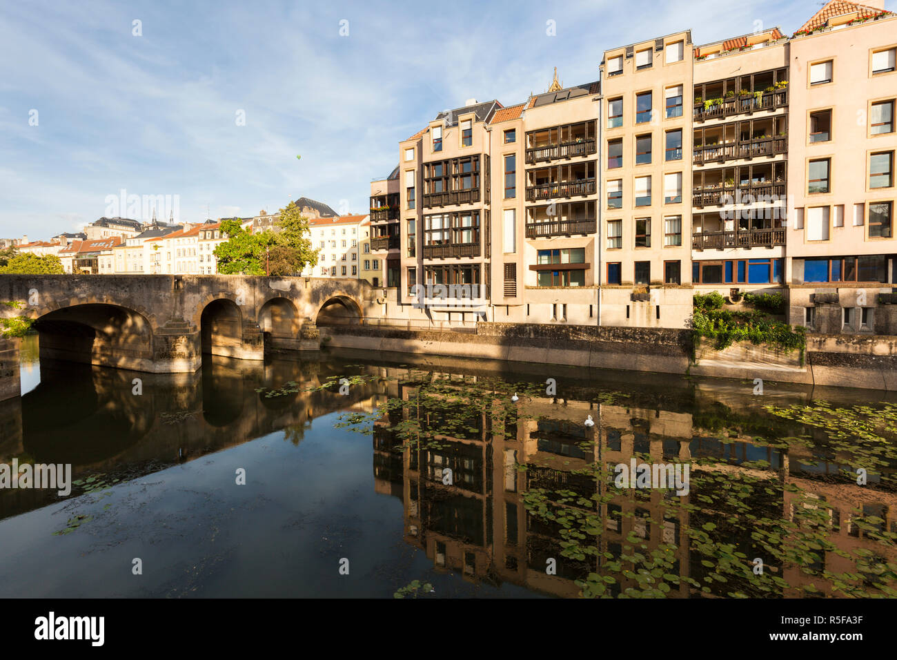 Architecture of Metz and Moselle River. Metz, Grand Est, France Stock ...