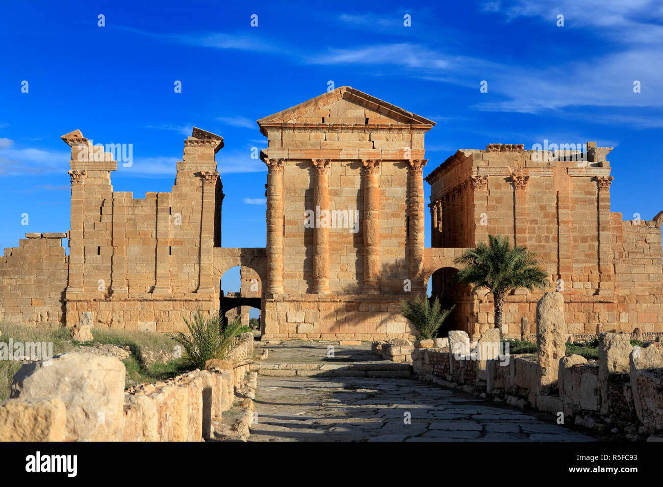 Sbeitla Tunisia High Resolution Stock Photography And Images Alamy