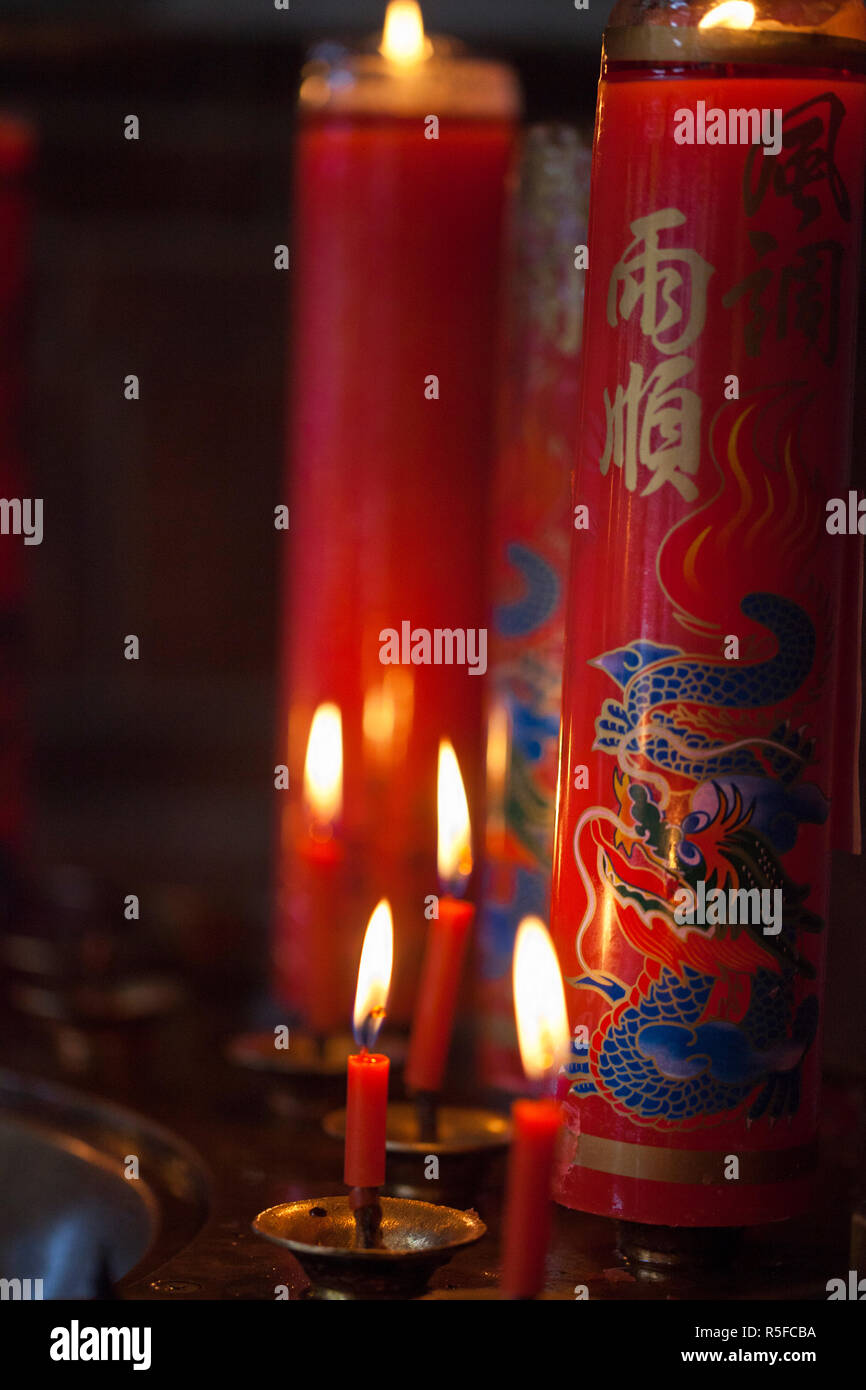 Taiwan, Taipei, Candles burning at Baoan Temple Stock Photo Alamy