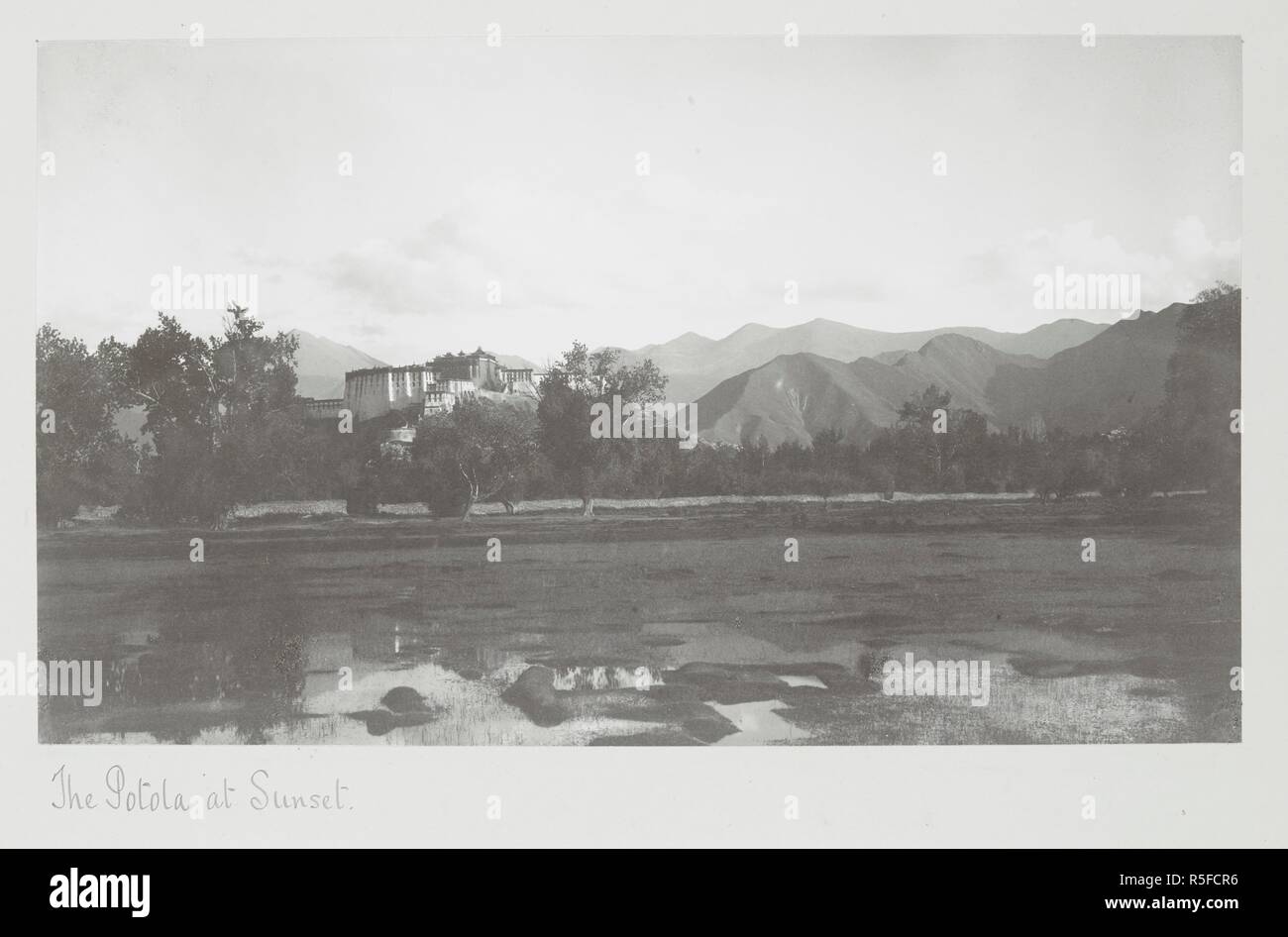The Potola at Sunset, [Lhasa]. 'Tibet'. Curzon collection. c.Aug 1904. 89 prints 295x190mm to 200x1825 Platinum prints. Source: Photo 430/53.(79). Author: White, John Claude. Stock Photo