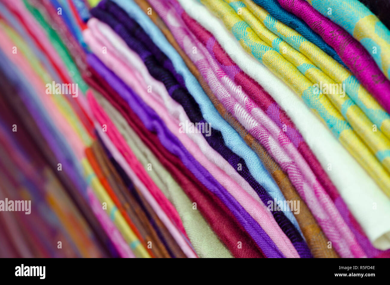 UAE, Dubai, Bur Dubai, Bur Dubai Souq Stock Photo Alamy