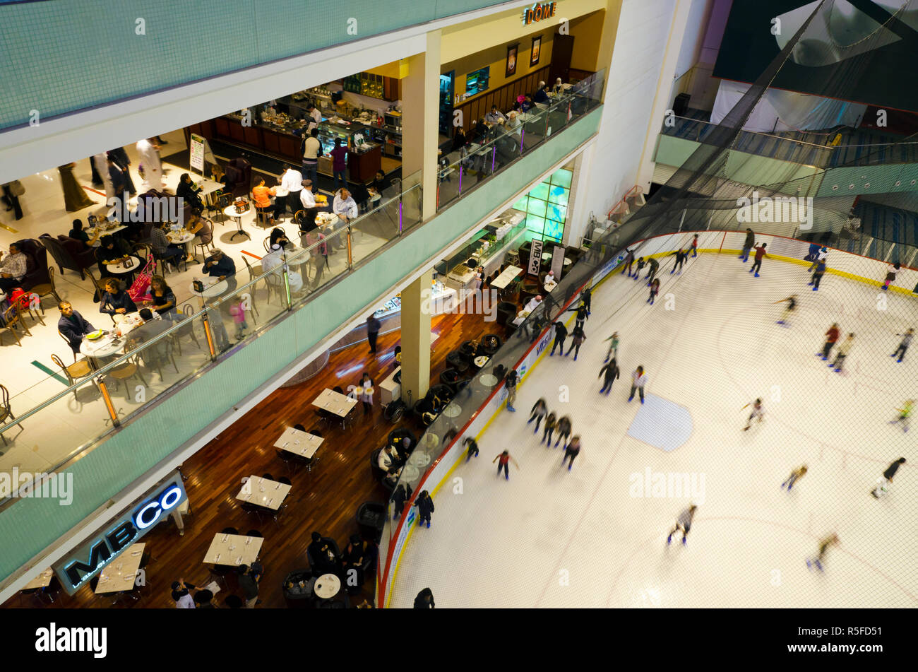 UAE, Dubai, Dubai Mall, Ice Rink Stock Photo Alamy