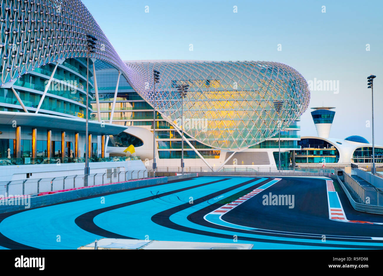 United Arab Emirates, Abu Dhabi, Yas Island, The Yas Hotel and Yas Marina Grand Prix Motor Racing Circuit Stock Photo