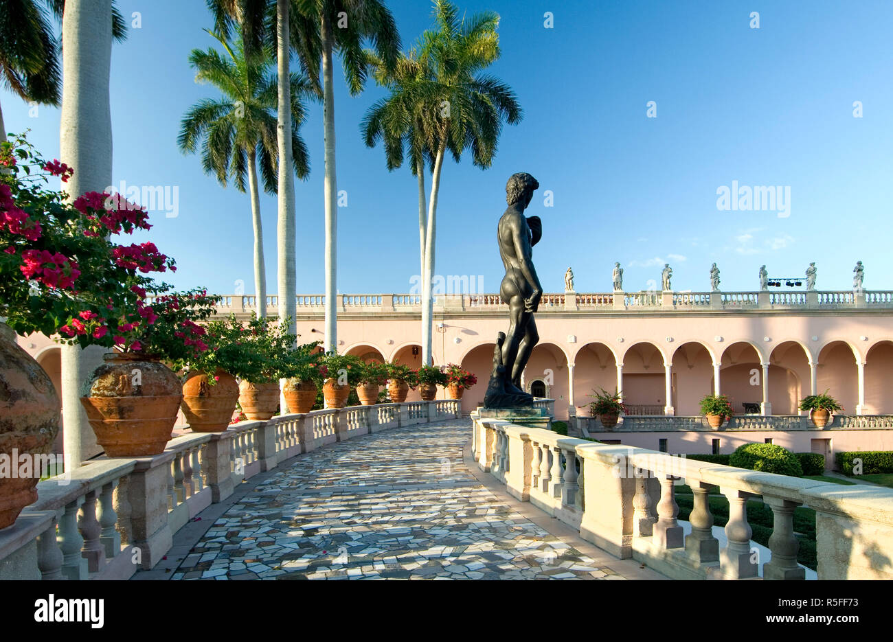 USA, Florida, Sarasota, John and Mable Ringling Art Museum, Courtyard ...