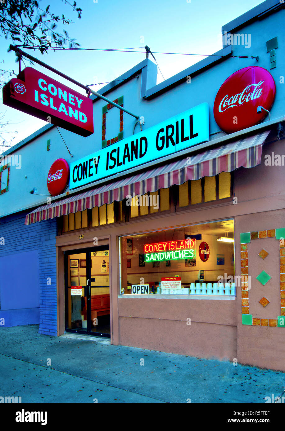 USA, Florida, Saint Petersburg, Coney Island Grill, Opened In 1926, Old Time Diner, Specializes In Hot Dogs Stock Photo