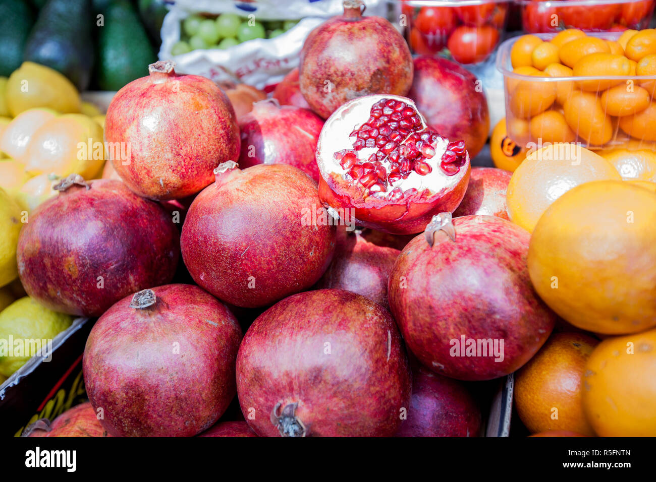 Pomegranate Near Me Local Insights and Delights