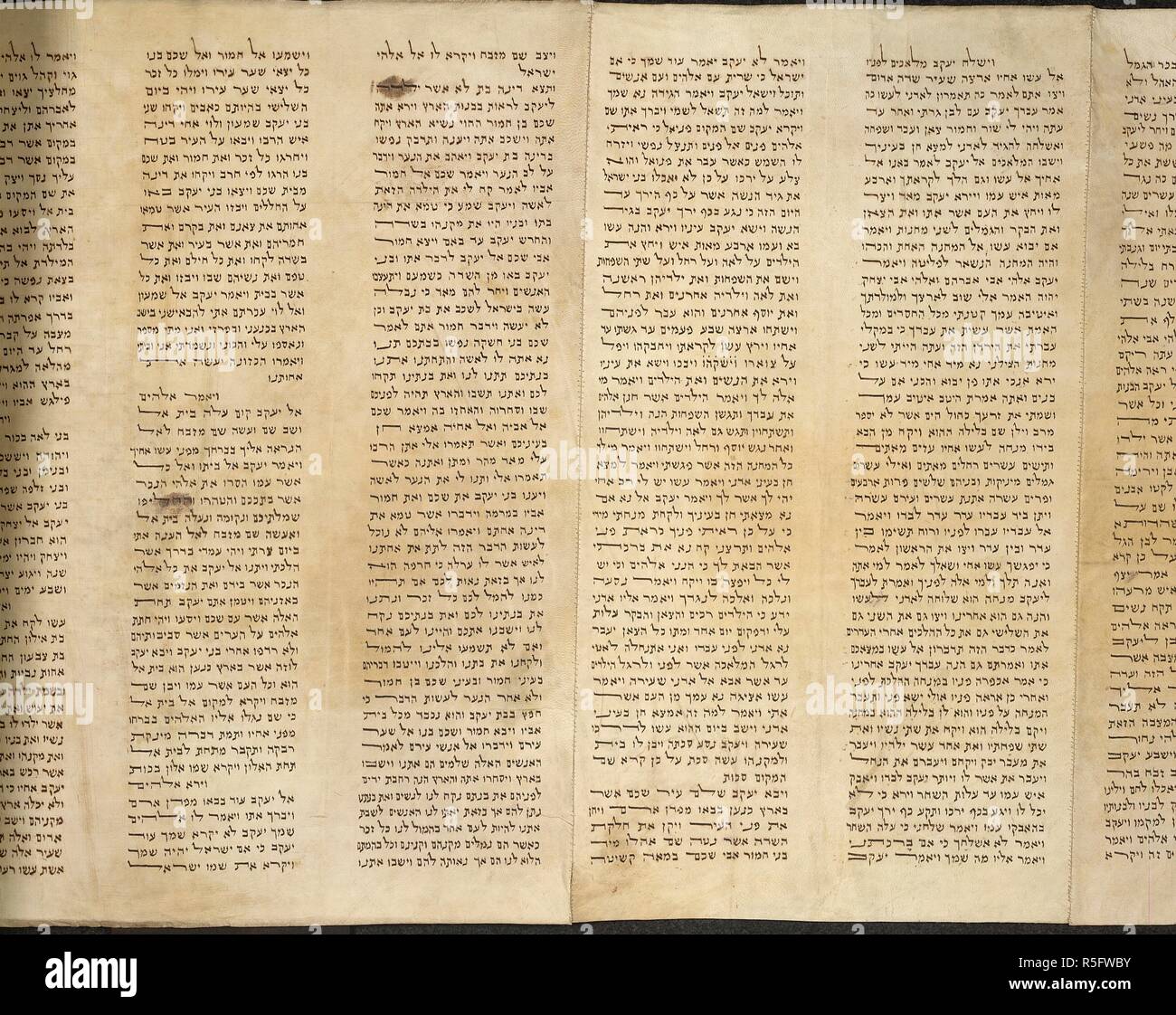Torah scroll. Genesis 35:1. . Torah Scroll. Kaifeng, China, 17th century. Source: Add.19250. Stock Photo