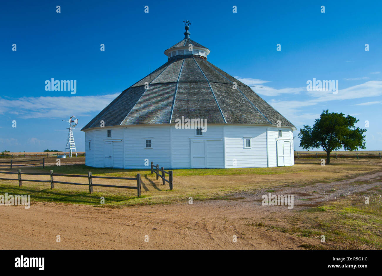 USA, Kansas, Mullinville, Fromme-Birney Round Barn, Restored, Built In 1917 Stock Photo