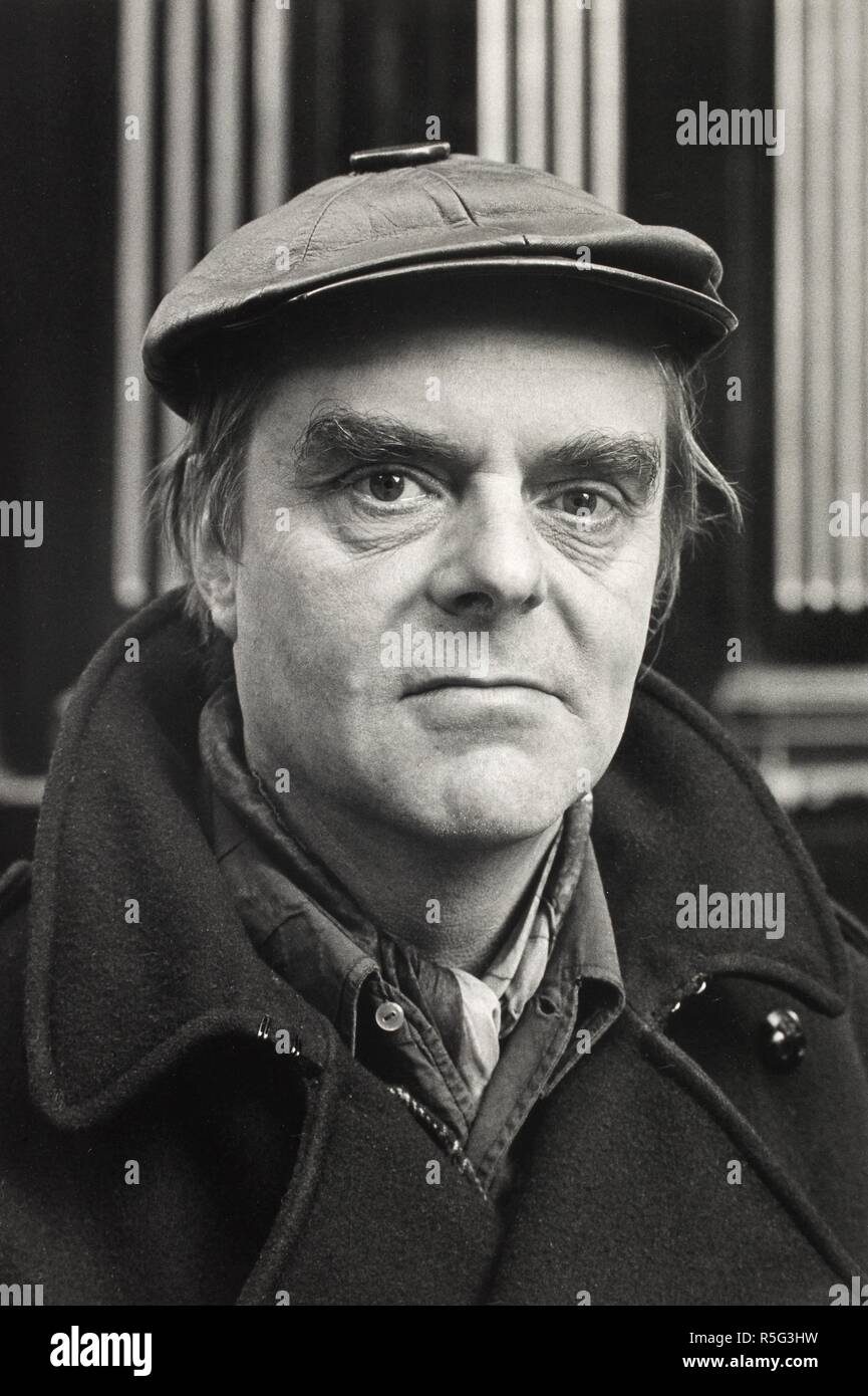 John Wain 1974. Monochrome. Source: FG1788-1-32. Stock Photo