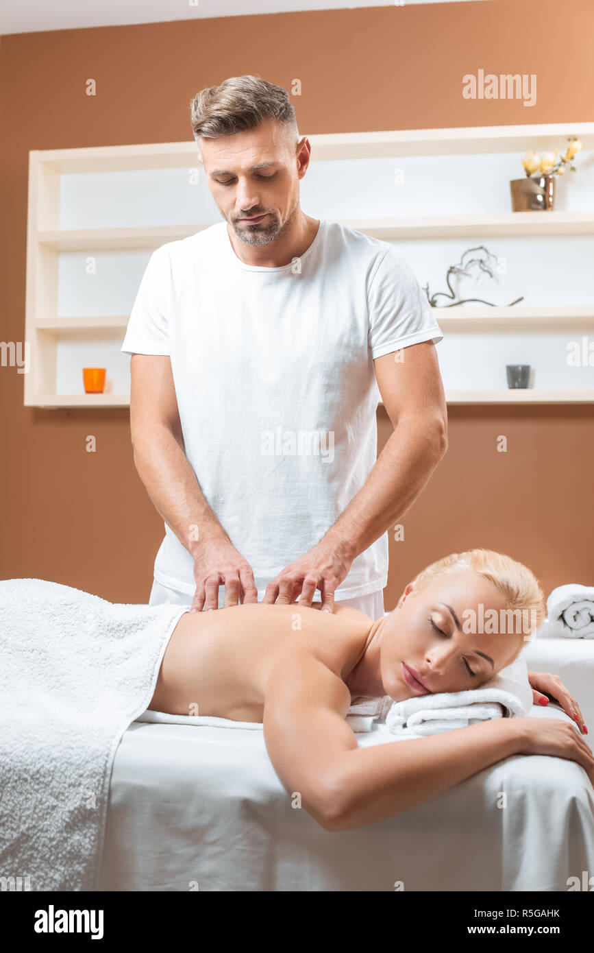 Male massage photos