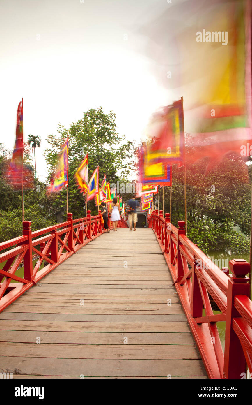 Vietnam hanoi huc bridge hi-res stock photography and images - Alamy