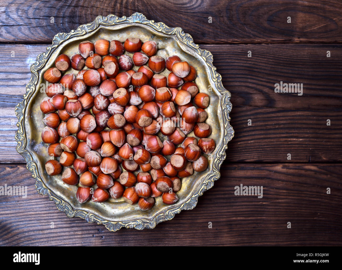 Hazelnut nut in shell Stock Photo Alamy