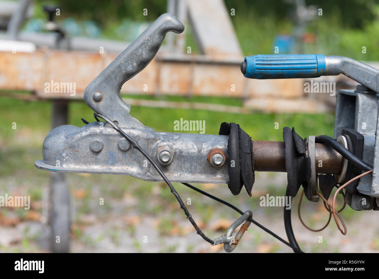 Truck boat hitch hires stock photography and images Alamy