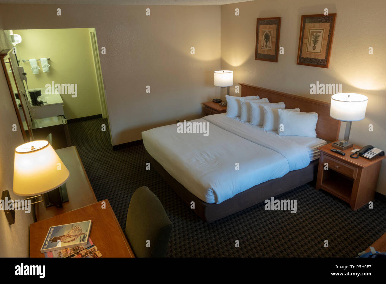 Standard King Bed hotel room at the three star Quality Inn Palm Springs