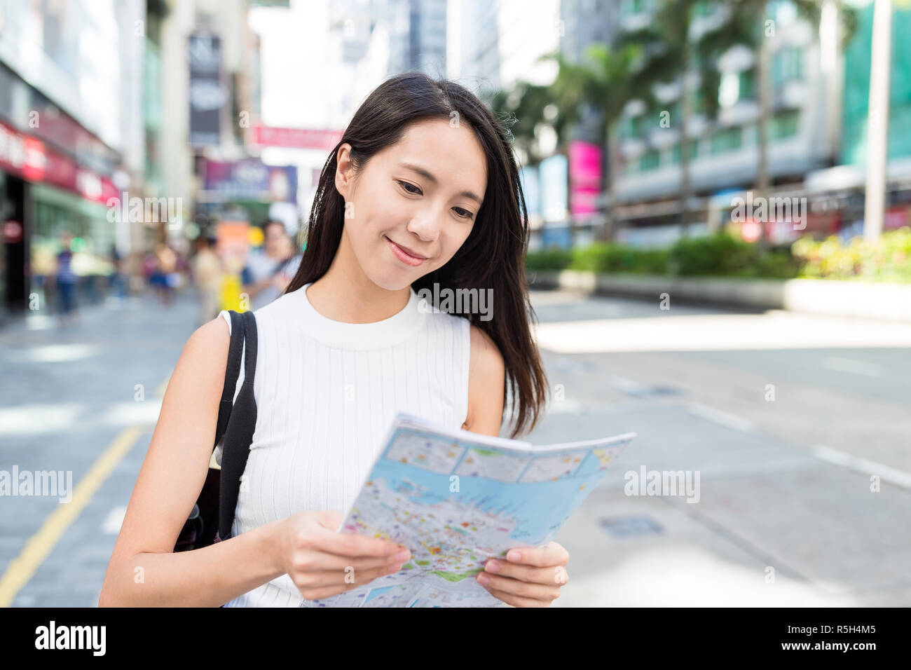 Hong kong pretty girl hi-res stock photography and images - Alamy