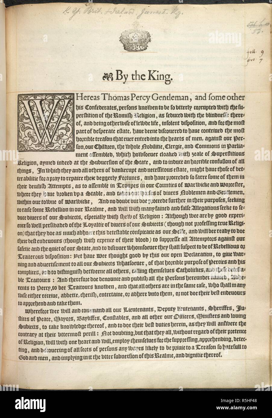 A Proclamation of 1605. By the King. [A Proclamation for the apprehension. R. Barker: London, 1605. A Proclamation for the apprehension of Thomas Percy, R. Catesby, A. Rookwood, T. Winter, E. Grant, J. Wright, C. Wright, R. Ashfield, in connection with the Gunpowder Plot. 7 Nov. 1605.  Image taken from By the King. [A Proclamation for the apprehension of Thomas Percy, R. Catesby, A. Rookwood, T. Winter, E. Grant, J. Wright, C. Wright, R. Ashfield, in connection with the Gunpowder Plot. 7 Nov. 1605.]  Originally published/produced in R. Barker: London, 1605. . Source: C.112.h.1.(58), 1. Languag Stock Photo