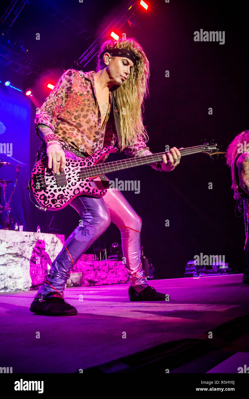 Steel panther live at Manchester Arena Stock Photo Alamy