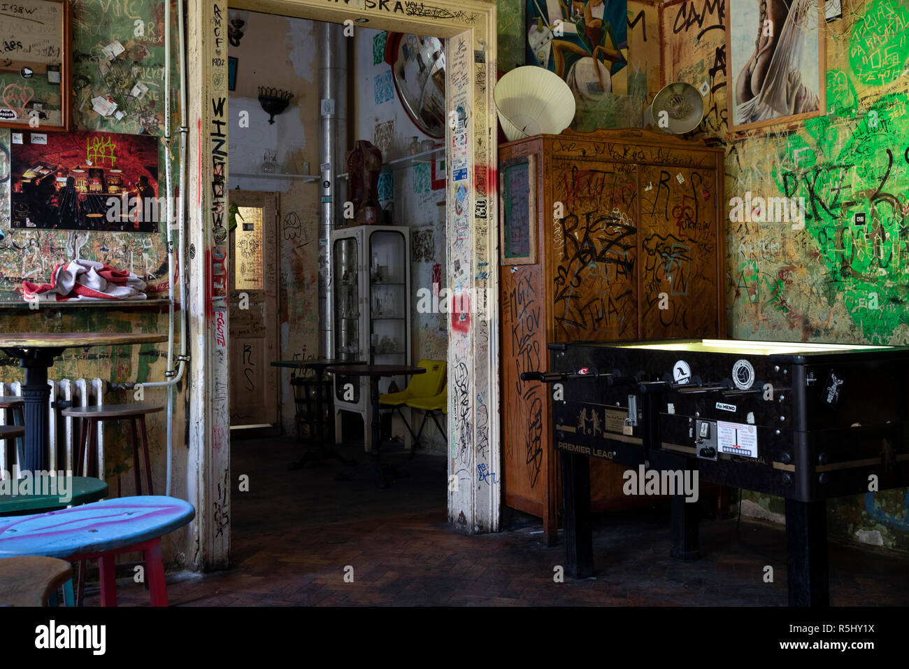BUDAPEST, HUNGARY - August 12, 2018: Pub interiors with vintage furniture in Szimpla kert ruin pub and farmers market, a popular tourist destinations  Stock Photo