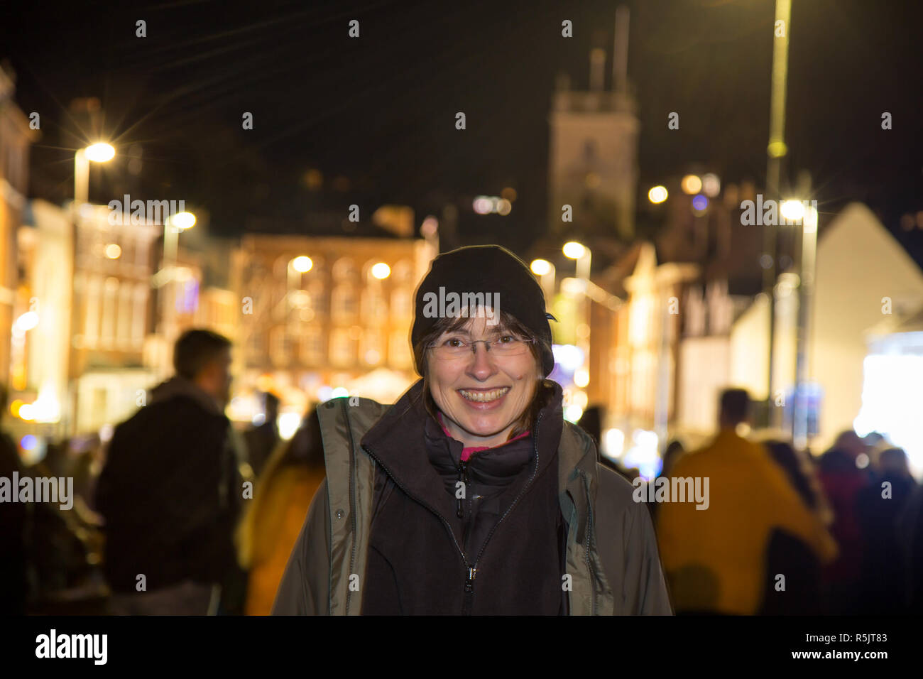 Bewdley, UK. 1st December, 2018. There is a feeling of real community spirit and festive fun this evening as the folk of Bewdley come together to support the town's annual Christmas lights switch-on and traditional Victorian Christmas Market. Hosted by local radio station BBC Hereford and Worcester, with live band entertainment from Gasoline & Matches, crowds ensure this is an evening which truly celebrates advent and the revelry of the festive season. Credit: Lee Hudson/Alamy Live News Stock Photo