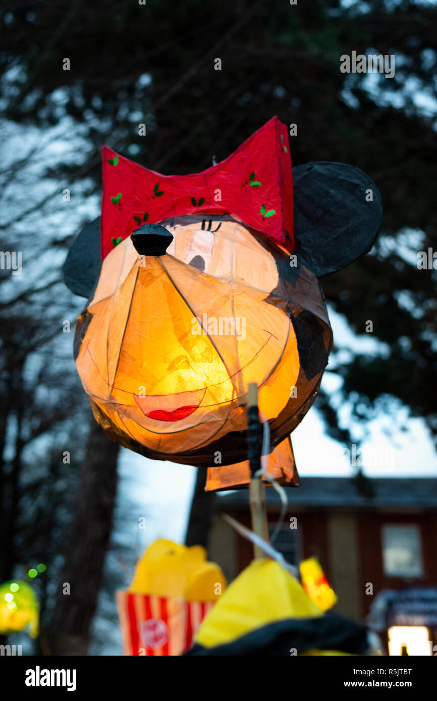 Milton Keynes, UK. 1st Dec, 2018. Over 200 lanterns join Stony Stratford Lantern Procession leading to the Christmas lights switching on ceremony. This year's theme for lanterns was 'Christmas at the movies.' Credit: David Isaacson/Alamy Live News Stock Photo