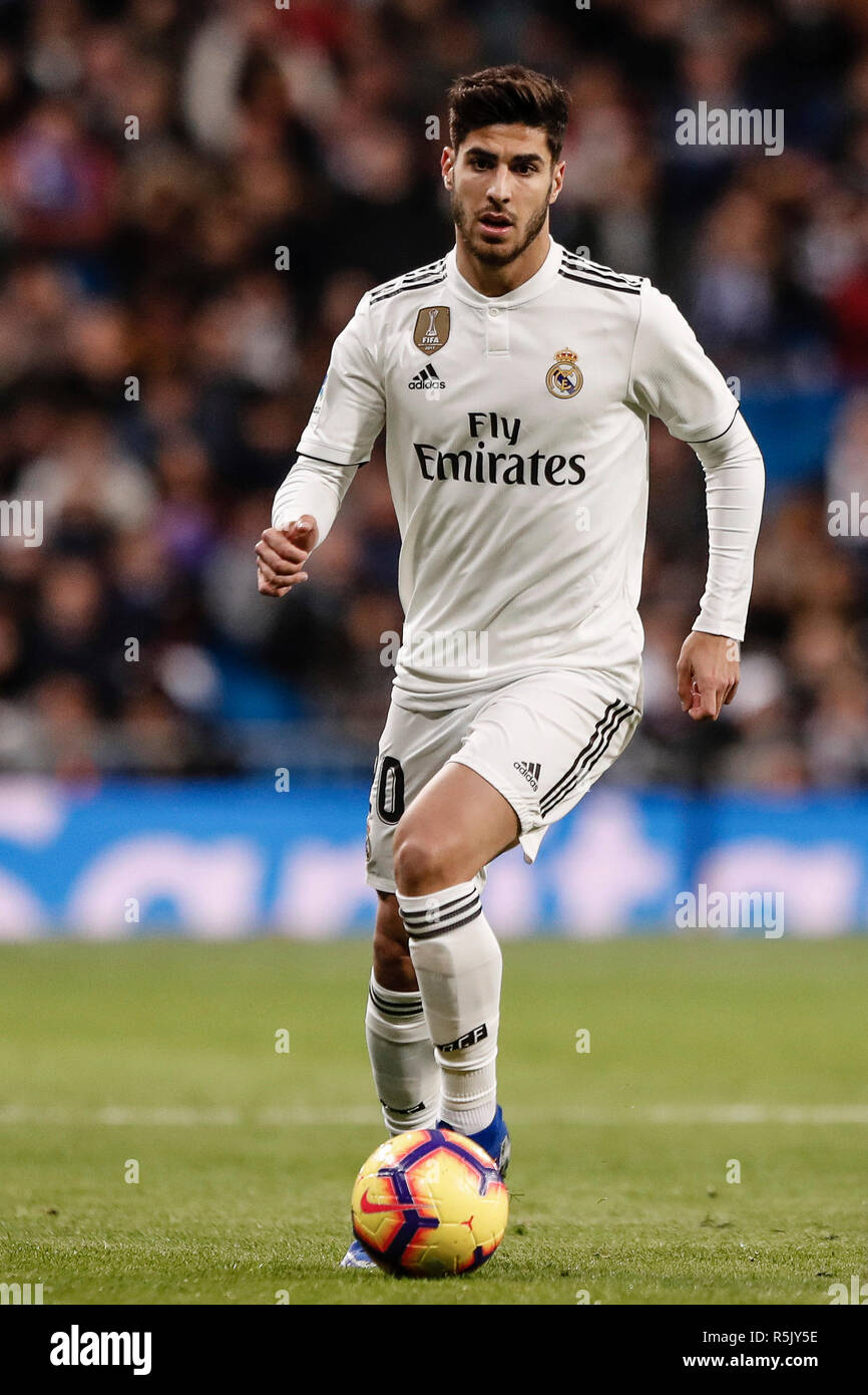 Santiago Bernabeu, Madrid, Spain. 1st Dec, 2018. La Liga football, Real Madrid versus Valencia; Marco Asensio (Real Madrid) in action during the match Credit: Action Plus Sports/Alamy Live News Stock Photo