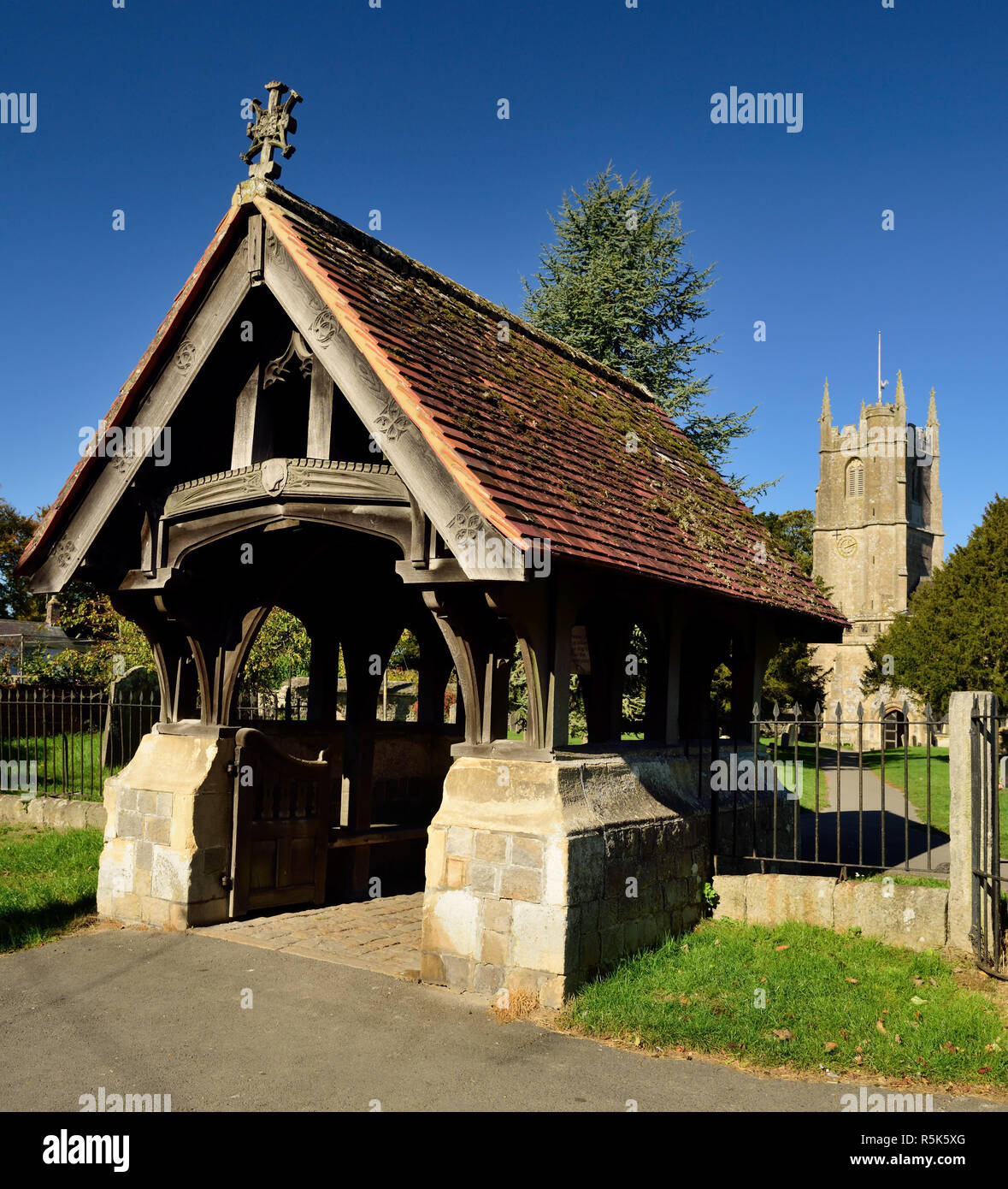 St James church, Avebury, and its lychgate. Stock Photo