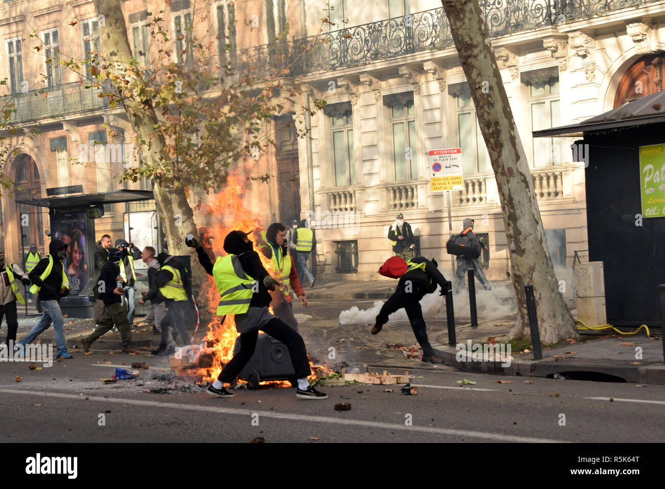 Violences occured on December the 1st in the streets of Toulouse, France,  between riot police and the yellow vest (gilets jaunes). Police largely  used tear gas Stock Photo - Alamy